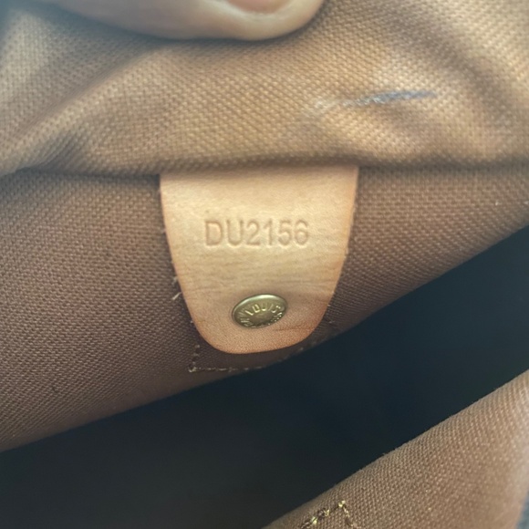 SOLD !!!  
Louis Vuitton Speedy Bandoulière handbag in Monogram canvas. - Picture 10 of 10